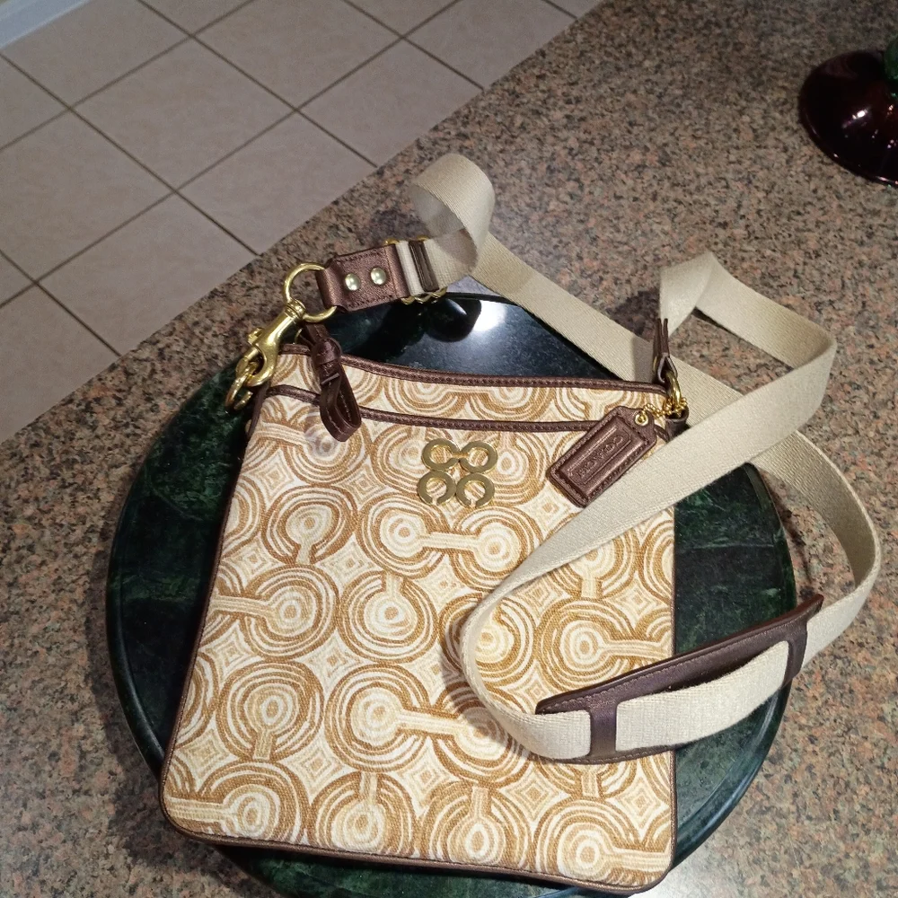 Coach Audrey Op Art Swirl Cross body